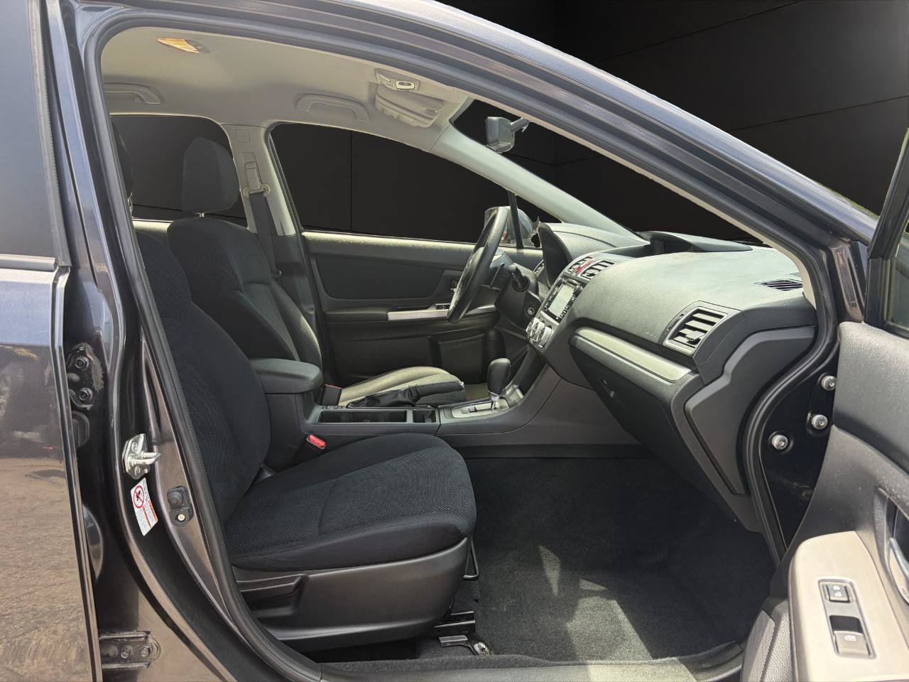 Used 2015 Subaru Impreza 2.0i Premium AWD/4WD image 16