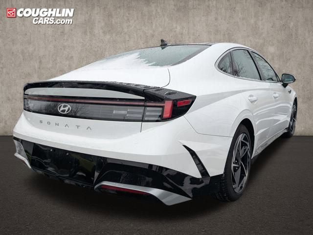 Certified 2024 Hyundai Sonata SEL w/ Convenience Package image 7