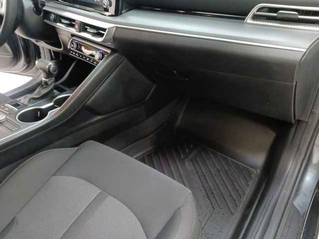 Used 2022 Kia K5 LXS image 27