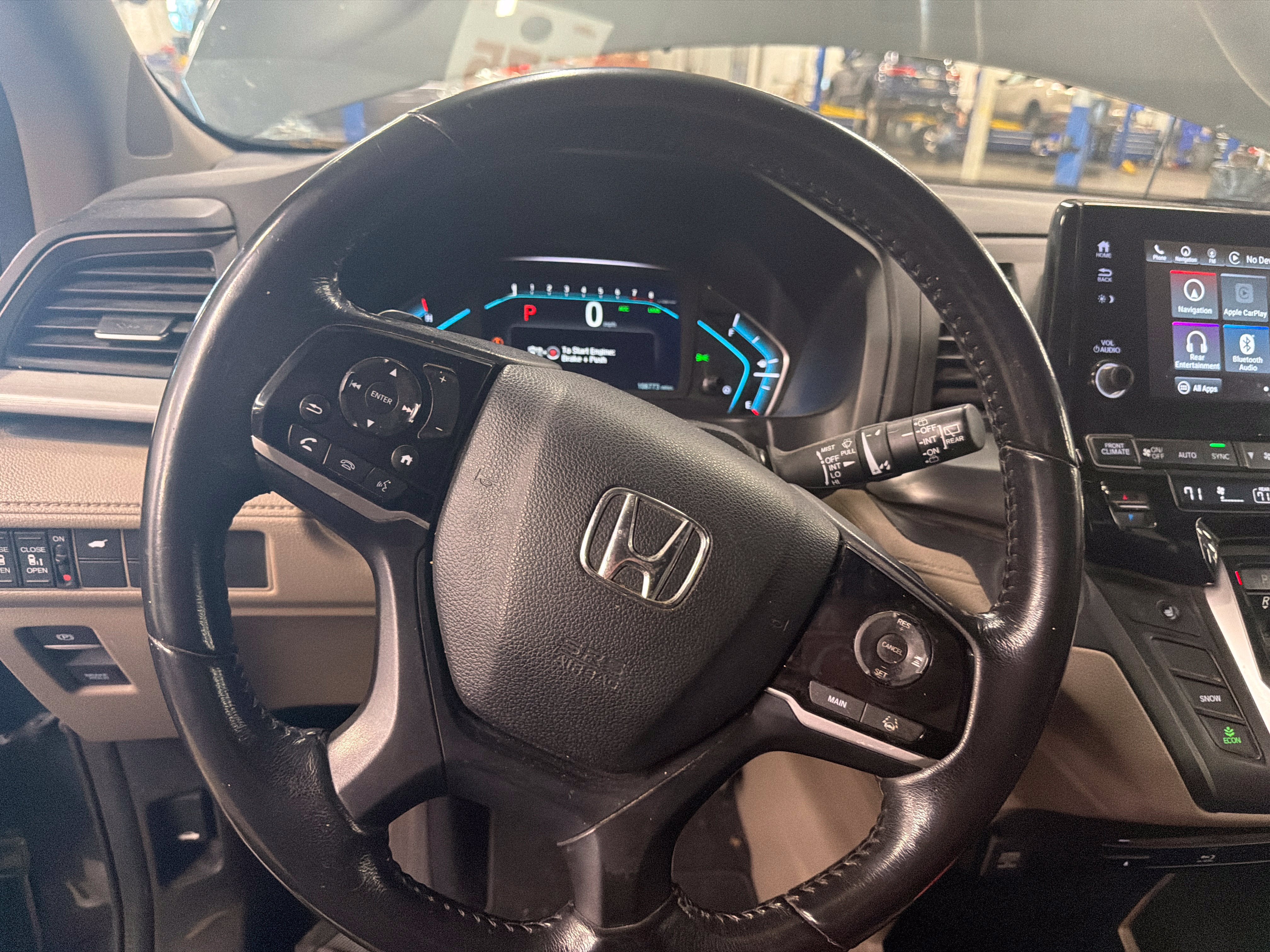 Used 2018 Honda Odyssey EX-L image 3