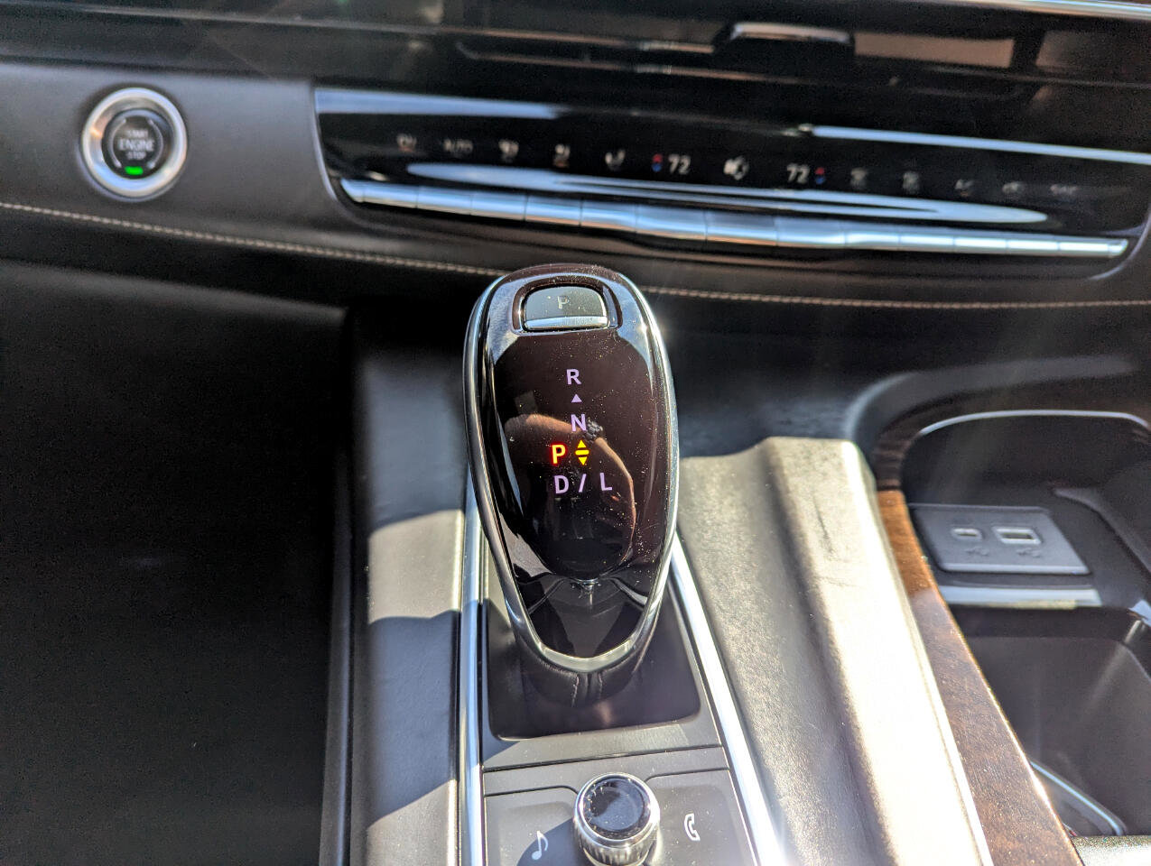 Used 2022 Cadillac Escalade ESV Sport Platinum image 25