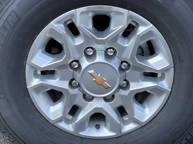New 2026 Chevrolet Silverado 2500 LT w/ All Star Edition AWD/4WD image 6