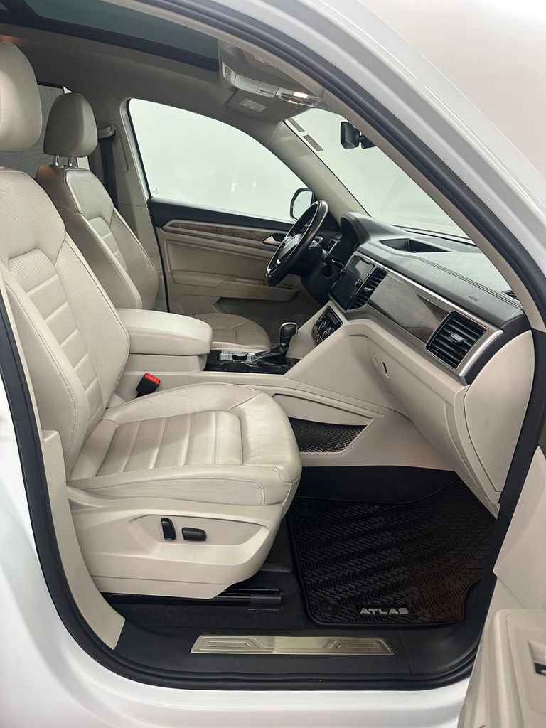 Used 2019 Volkswagen Atlas SEL Premium image 42