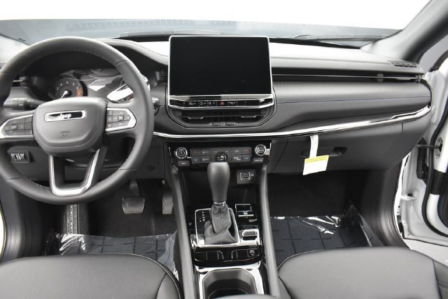 New 2026 Jeep Compass Limited AWD/4WD image 10