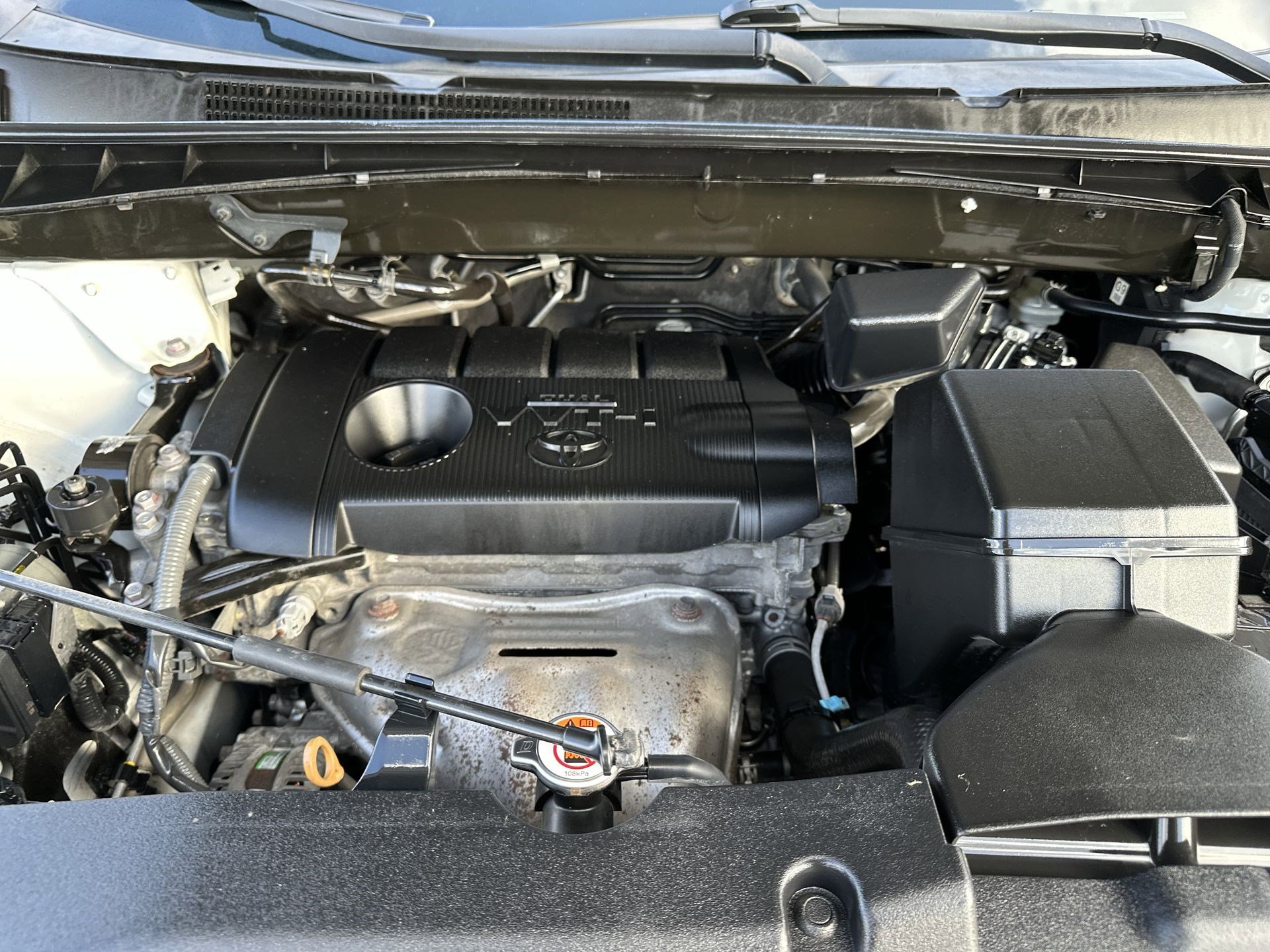 Used 2018 Toyota Highlander LE image 17