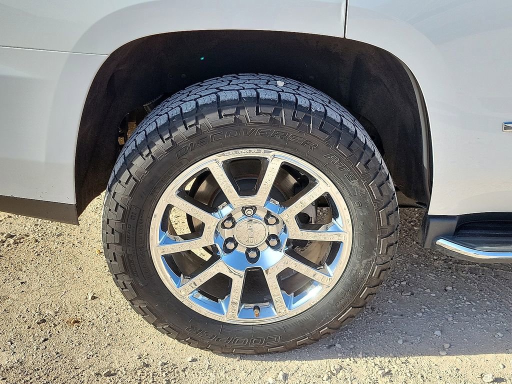 Used 2016 GMC Yukon Denali w/ Open Road Package image 14