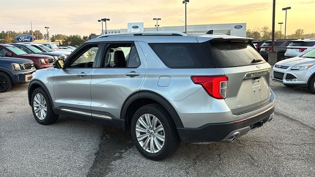 Used 2024 Ford Explorer Limited w/ Equipment Group 301A AWD/4WD image 4