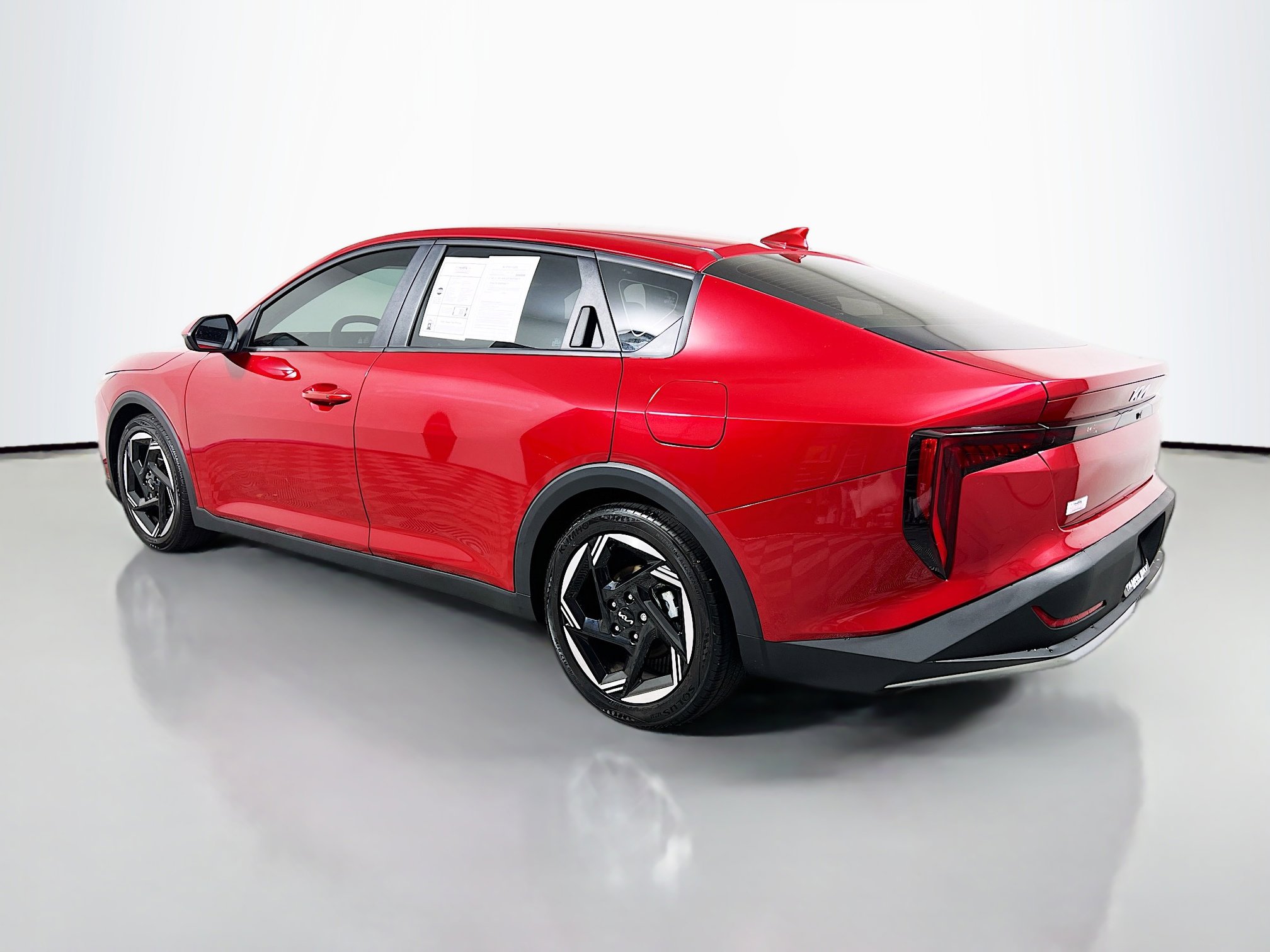 Used 2025 Kia K4 EX image 8