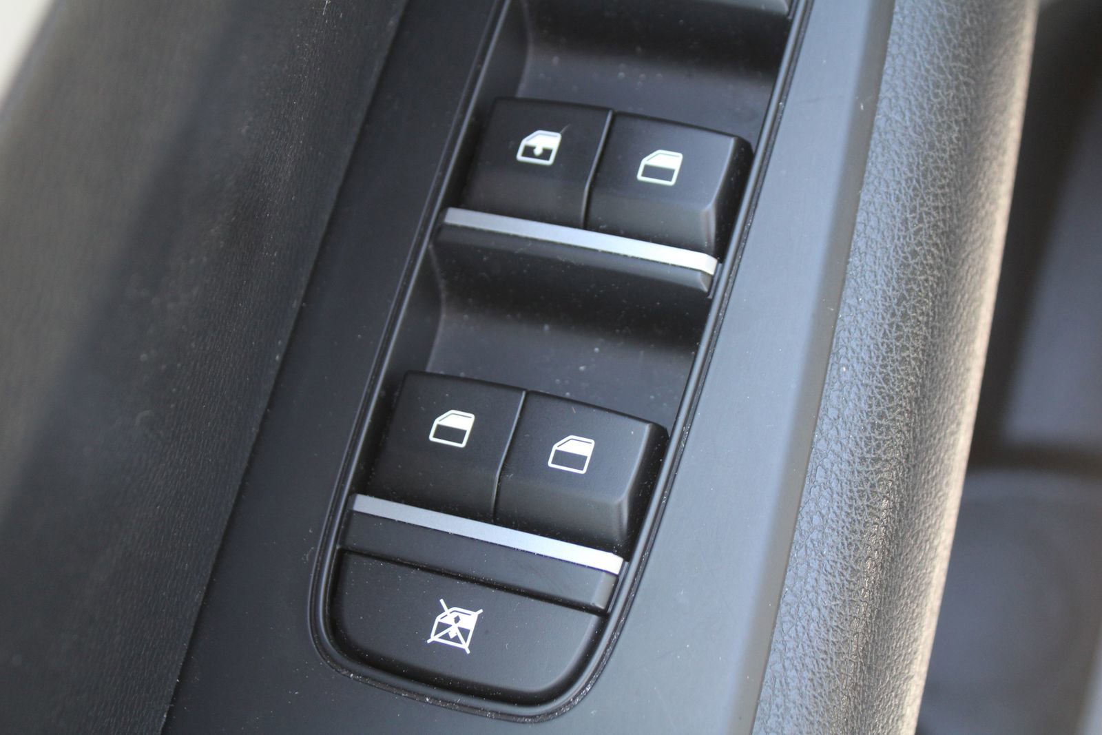 Certified 2024 Kia Forte LXS w/ LXS Technology Package image 17