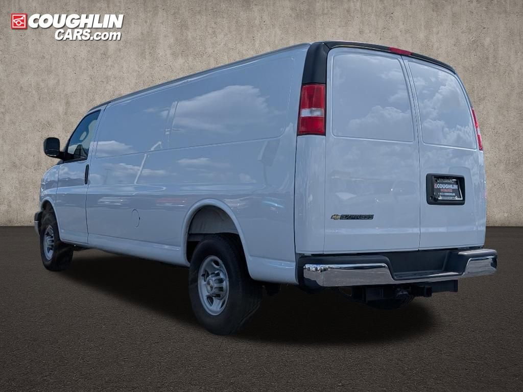 New 2025 Chevrolet Express 3500 Extended w/ Driver Convenience Package image 5