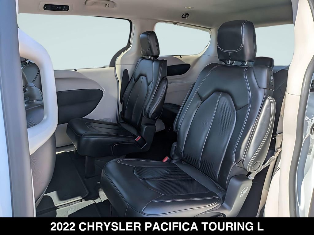 Used 2022 Chrysler Pacifica Touring-L FWD image 26