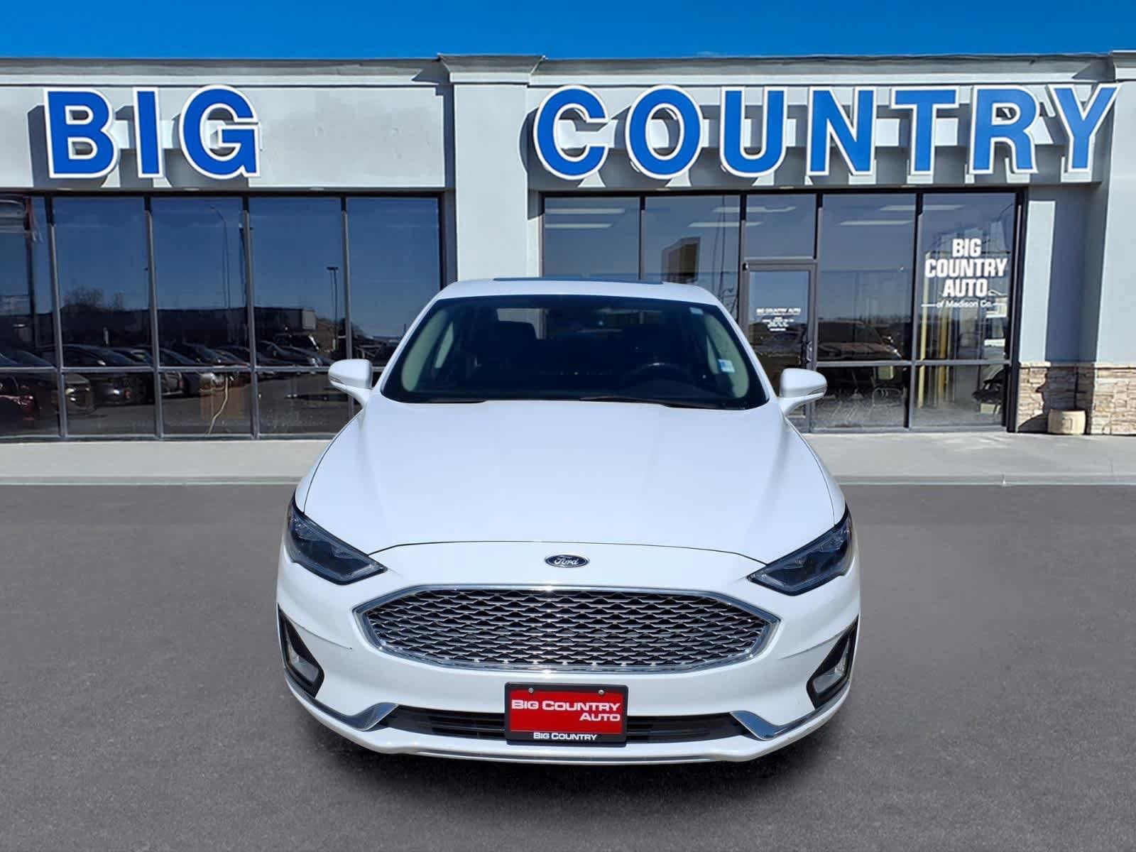 Used 2020 Ford Fusion Titanium AWD/4WD image 2