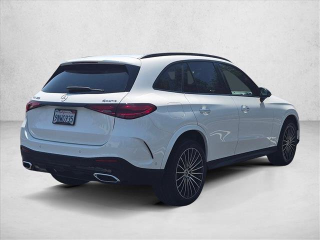 Used 2024 Mercedes-Benz GLC 300 4MATIC image 9