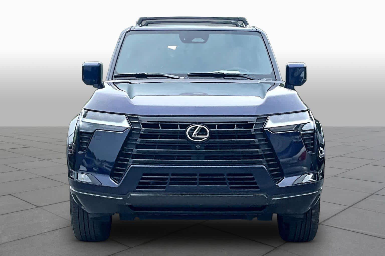 Used 2025 Lexus GX 550 w/ Accessory Package (2T) AWD/4WD image 4