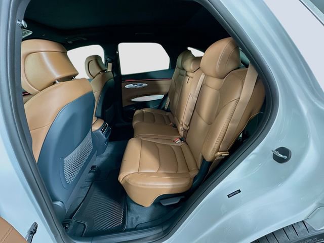 New 2026 Genesis GV70 2.5T Advanced image 17