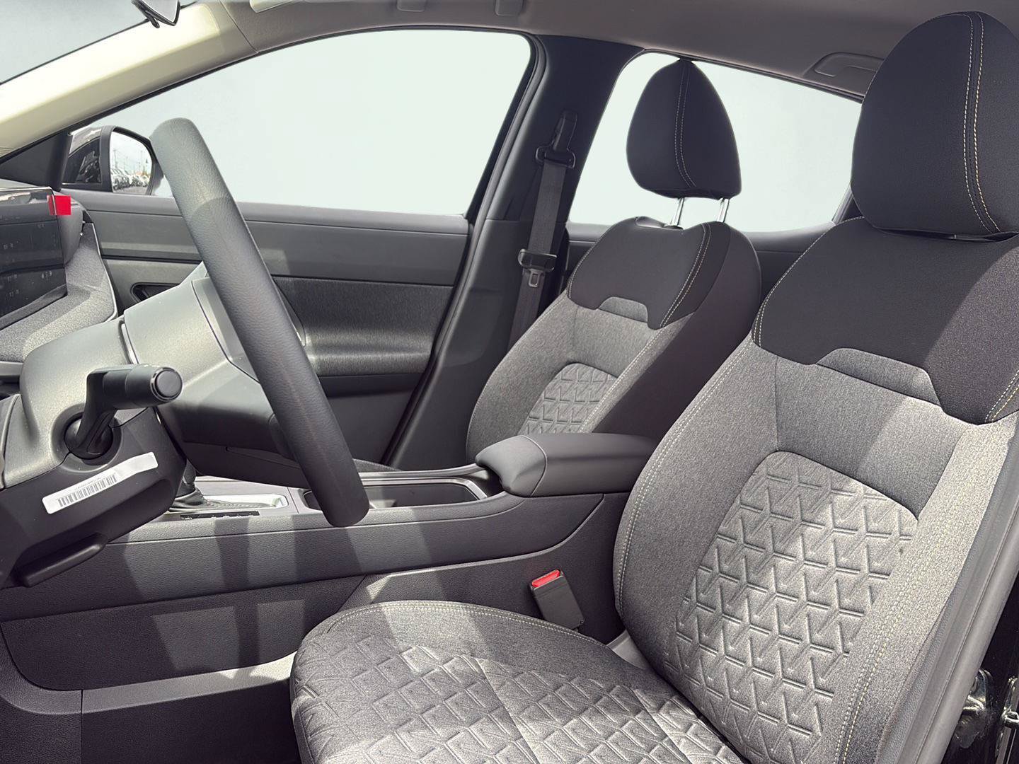 New 2026 Nissan Kicks SV w/ Cold Weather Package FWD image 10