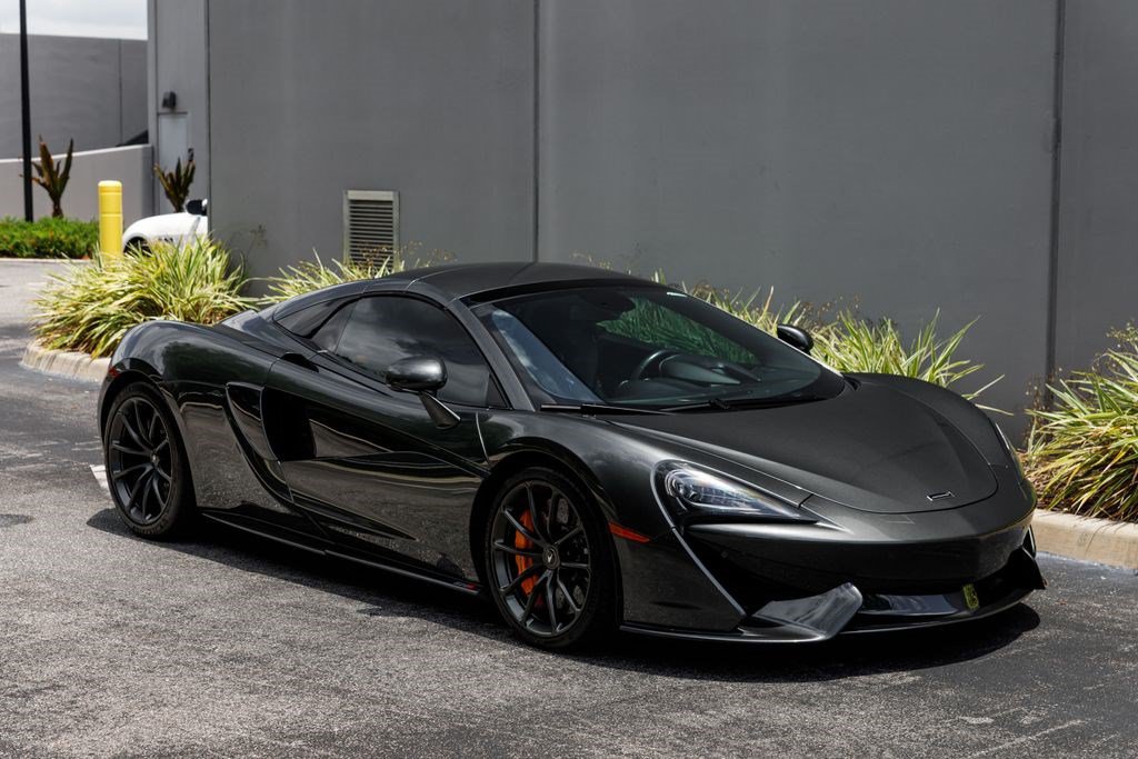 Used 2019 McLaren 570S Spider RWD image 7