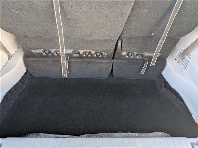 Used 2023 Chrysler Pacifica Touring-L image 6