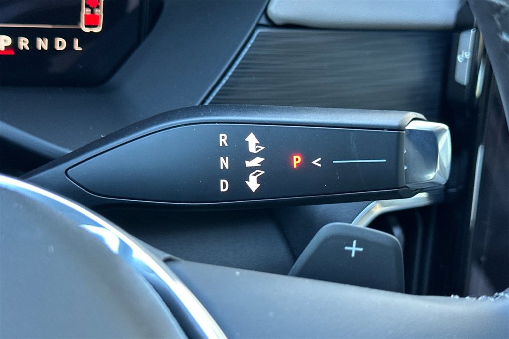 New 2025 GMC Acadia Elevation image 21