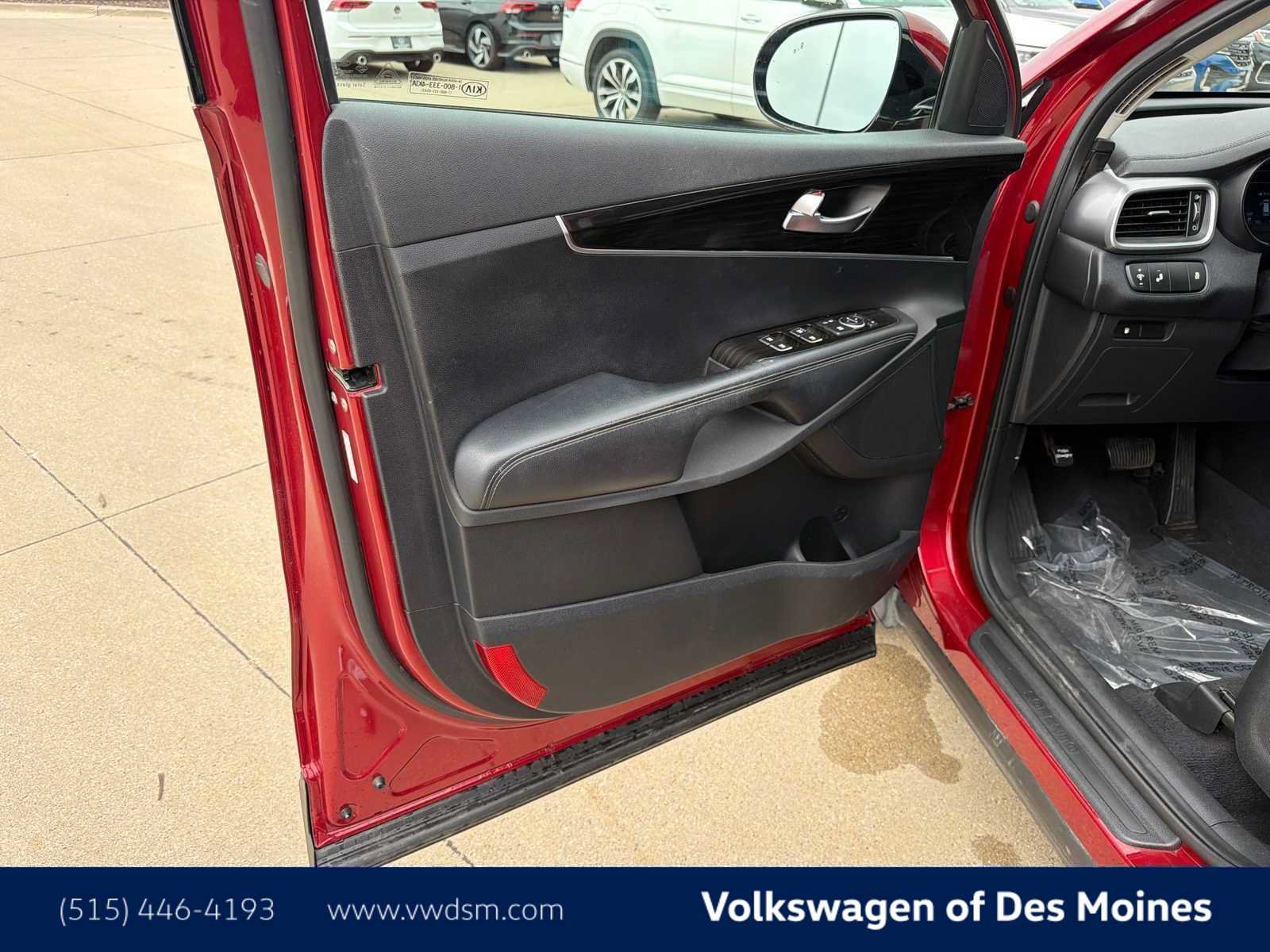 Used 2020 Kia Sorento LX w/ LX I4 Convenience Package FWD image 22