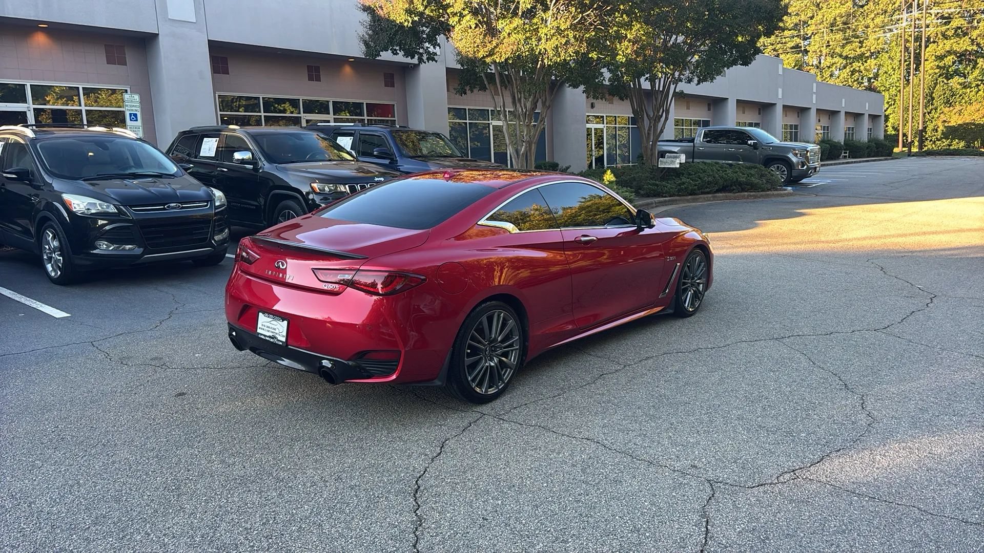Used 2017 INFINITI Q60 Red Sport 400 RWD image 5