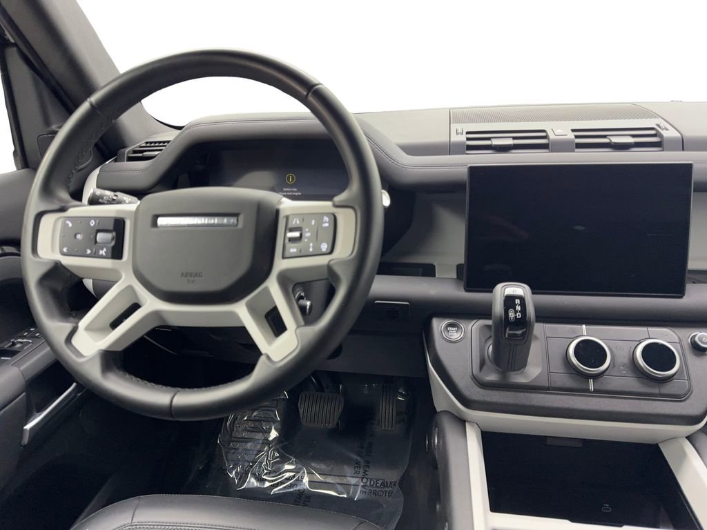 Used 2025 Land Rover Defender 110 S image 51