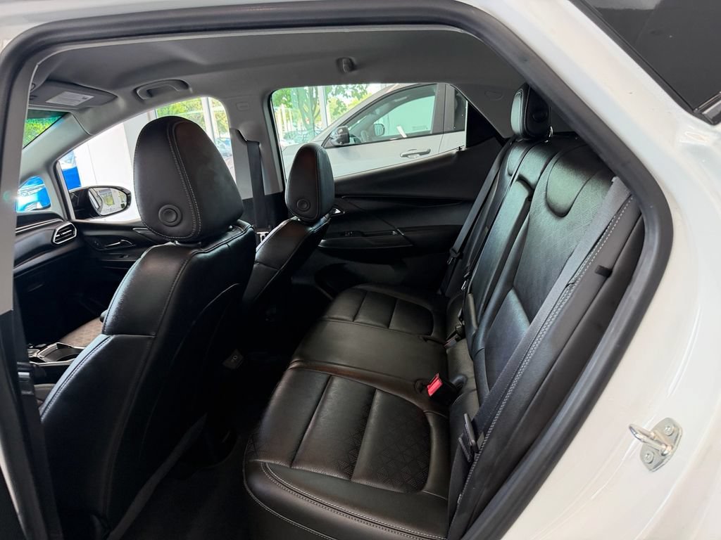 Certified 2023 Chevrolet Bolt LT w/ Infotainment Package FWD image 10