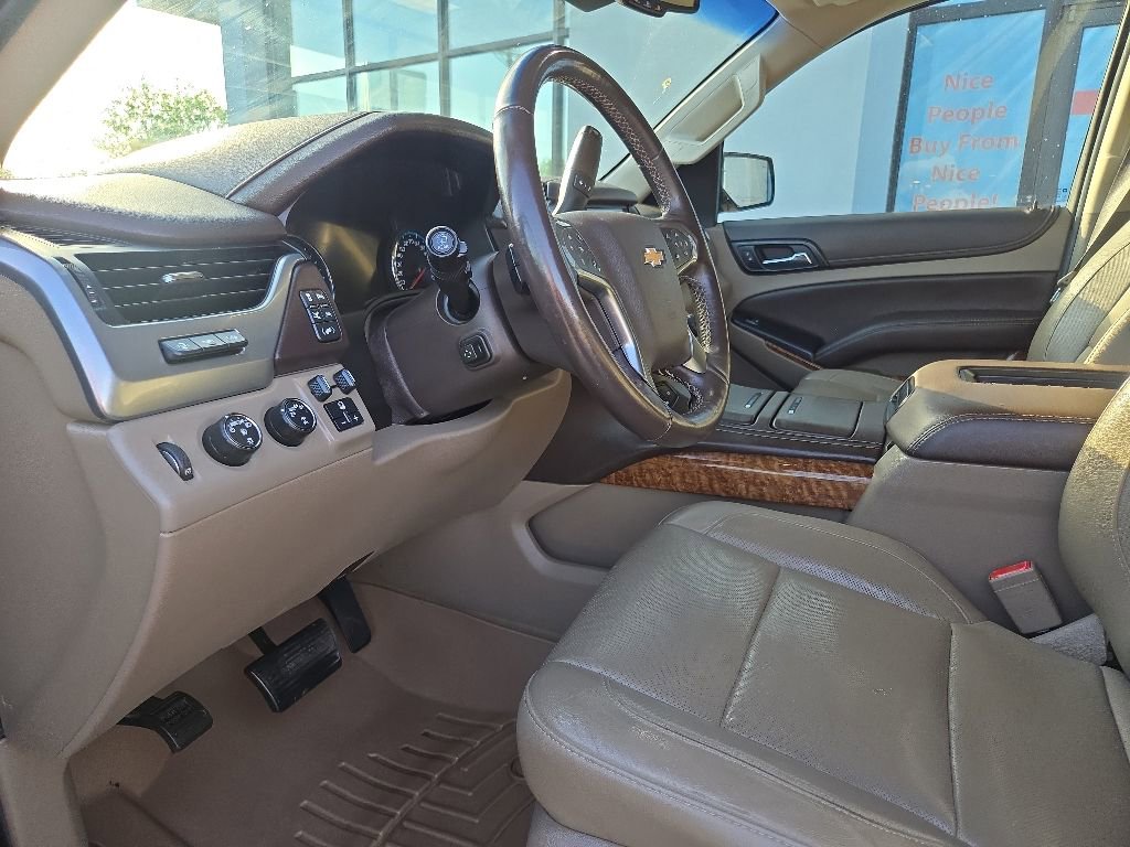 Used 2018 Chevrolet Tahoe Premier AWD/4WD image 38