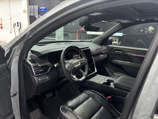Used 2025 GMC Acadia Denali w/ Super Cruise Package AWD/4WD image 10