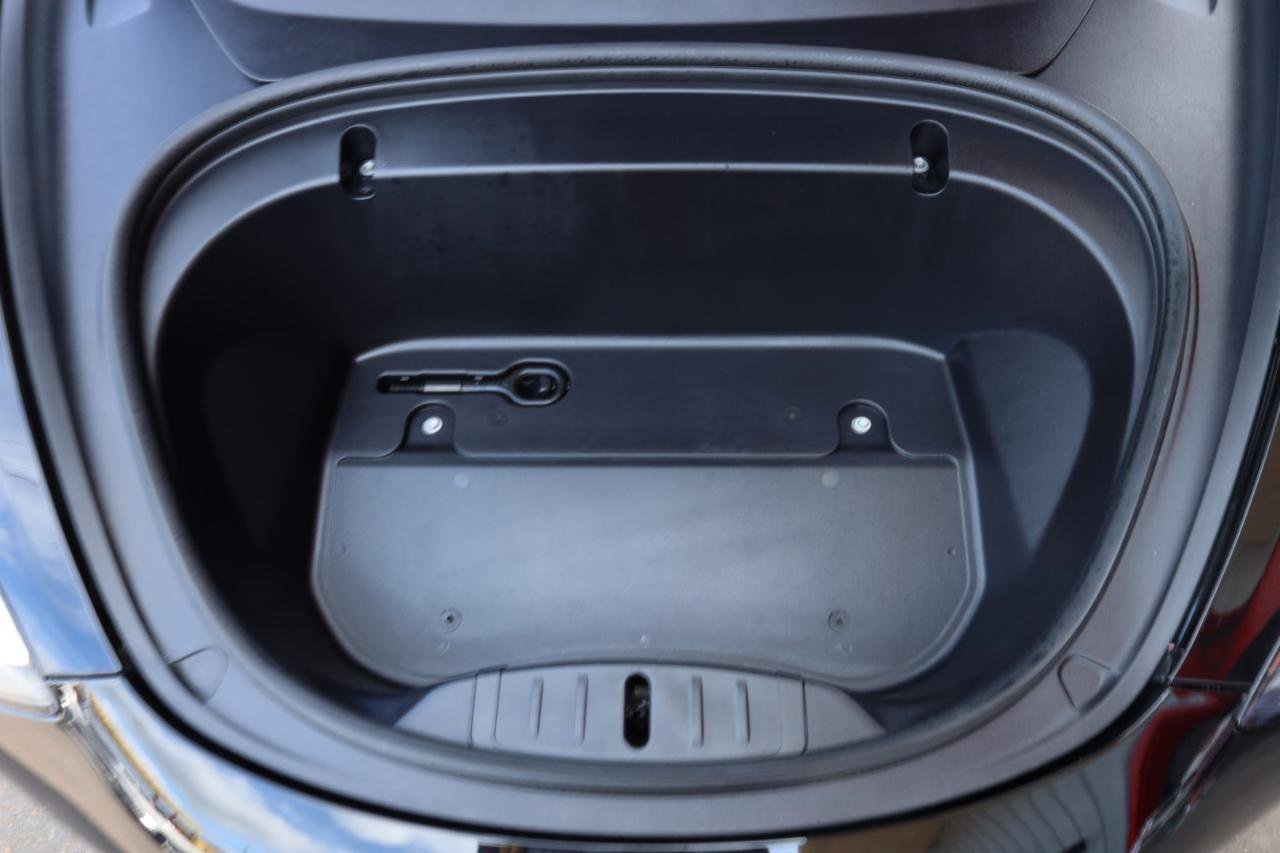 Used 2020 Tesla Model 3 Performance image 32