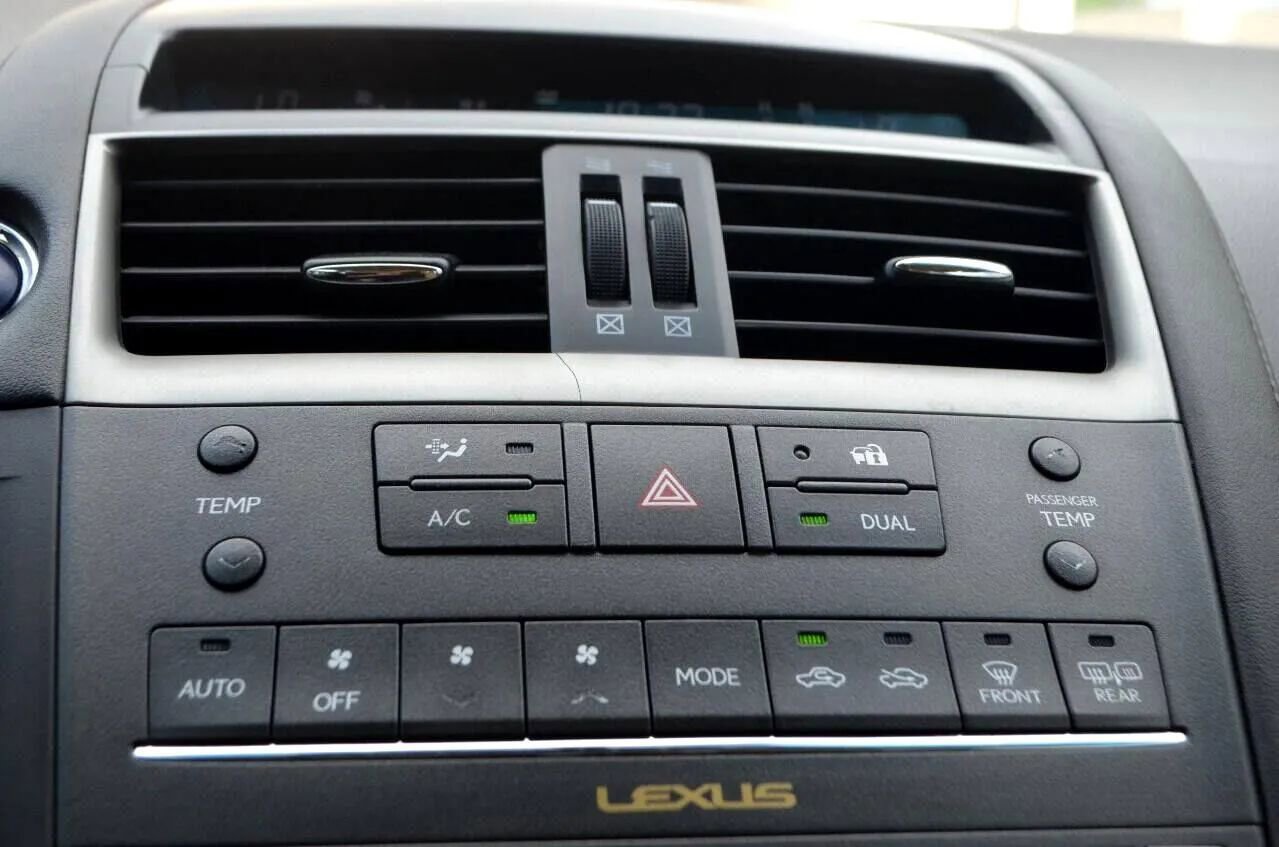 Used 2012 Lexus HS 250h image 37