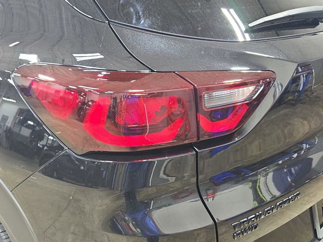 Used 2024 Chevrolet TrailBlazer RS w/ Convenience Package AWD/4WD image 38