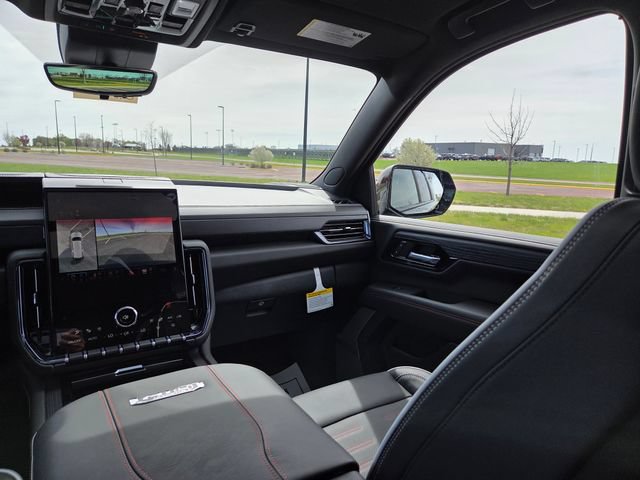 New 2026 GMC Yukon XL AT4 Ultimate AWD/4WD image 54