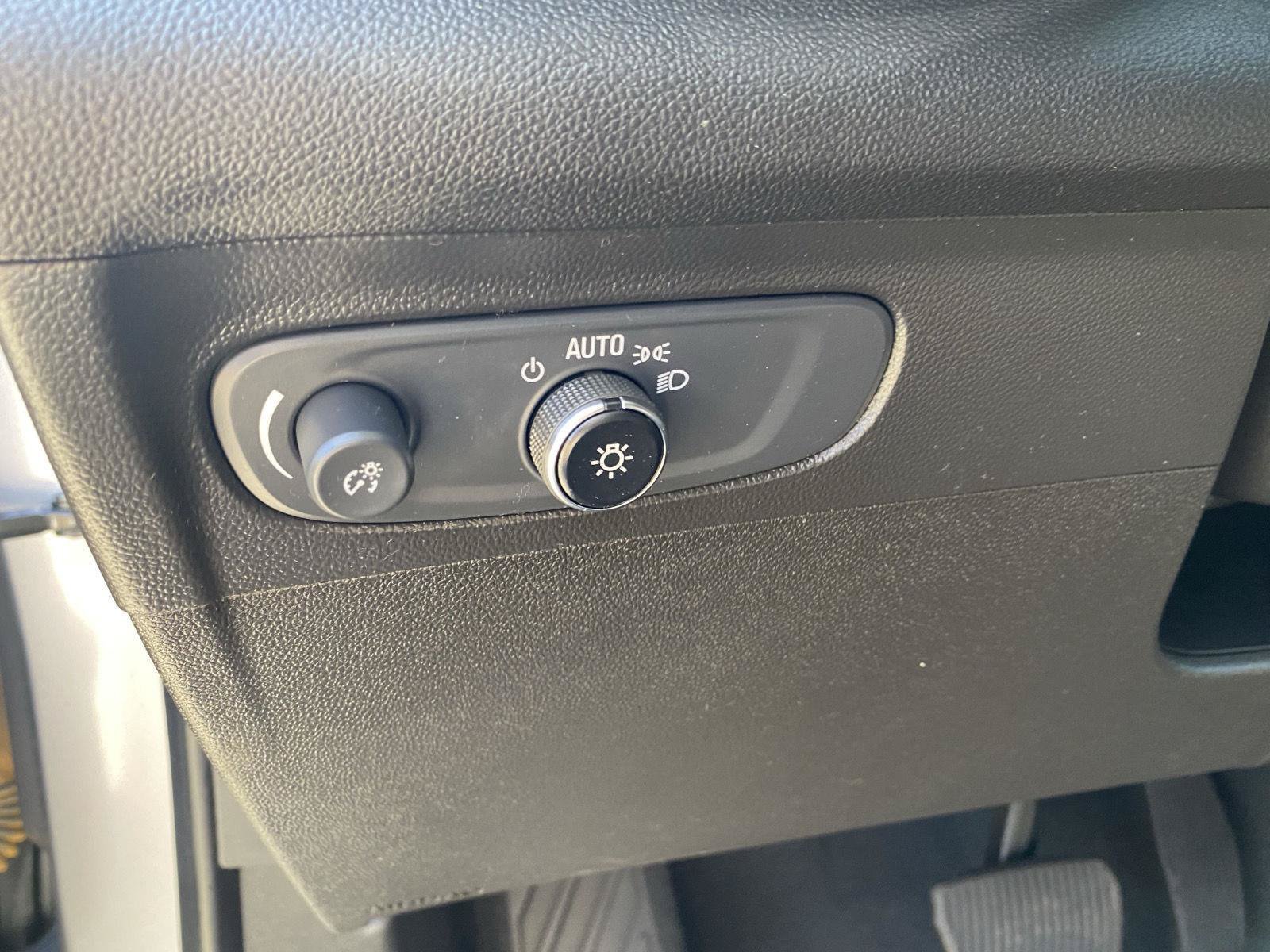 Used 2021 Buick Envision Preferred FWD image 24