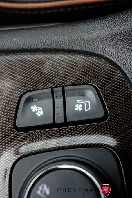 Used 2023 GMC Acadia AT4 w/ Technology Package image 11