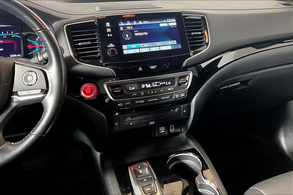 Used 2022 Honda Pilot Touring image 5