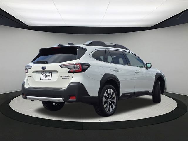 New 2025 Subaru Outback Touring image 7