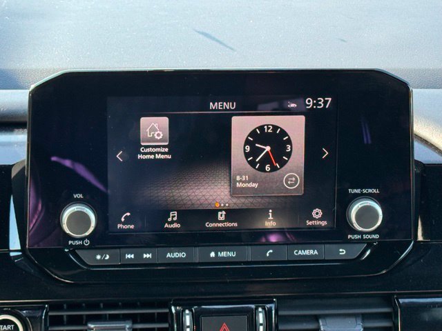 Used 2023 Nissan Pathfinder Rock Creek AWD/4WD image 15