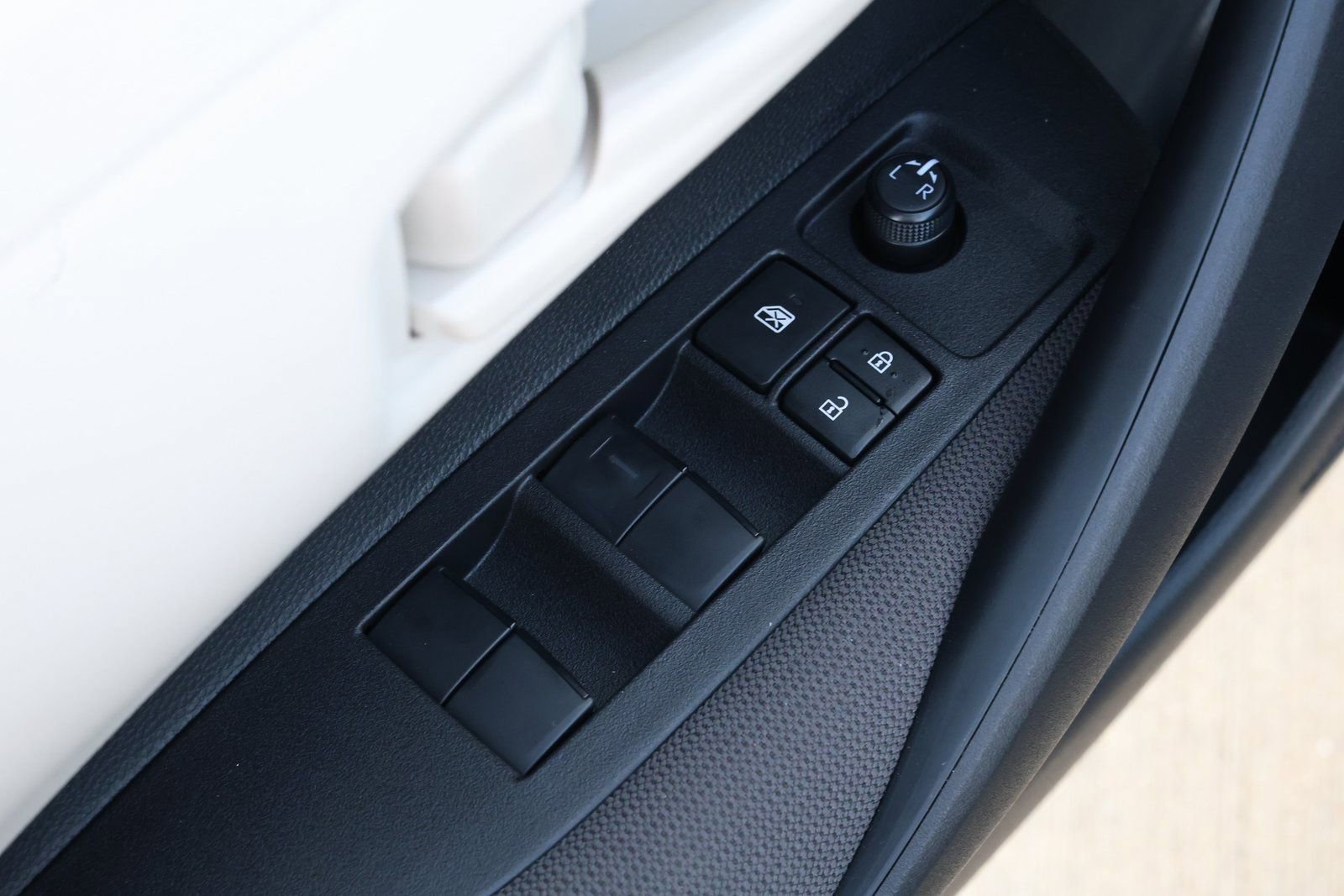 Used 2024 Toyota Corolla LE image 23