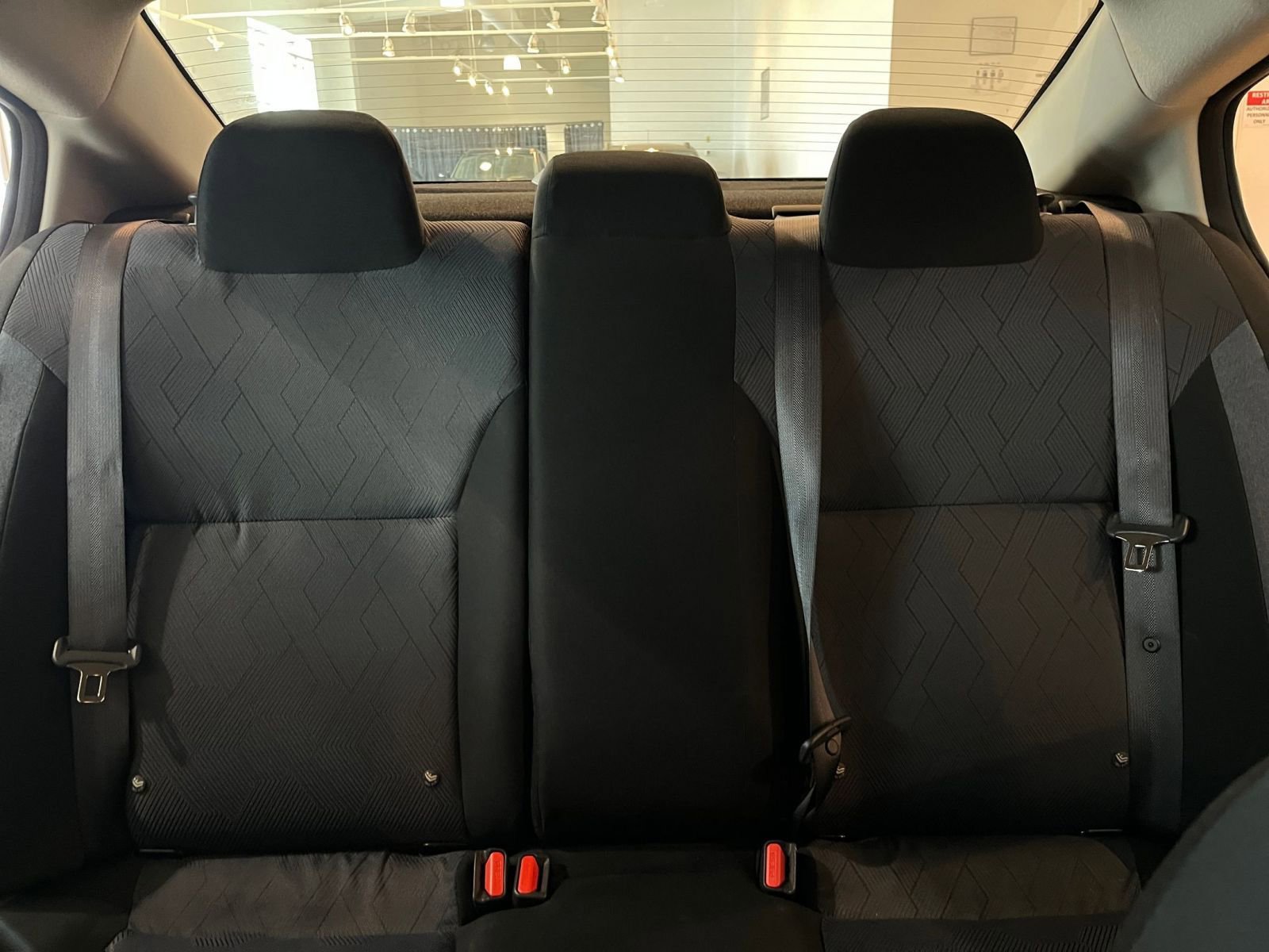 Used 2025 Nissan Versa SV image 37