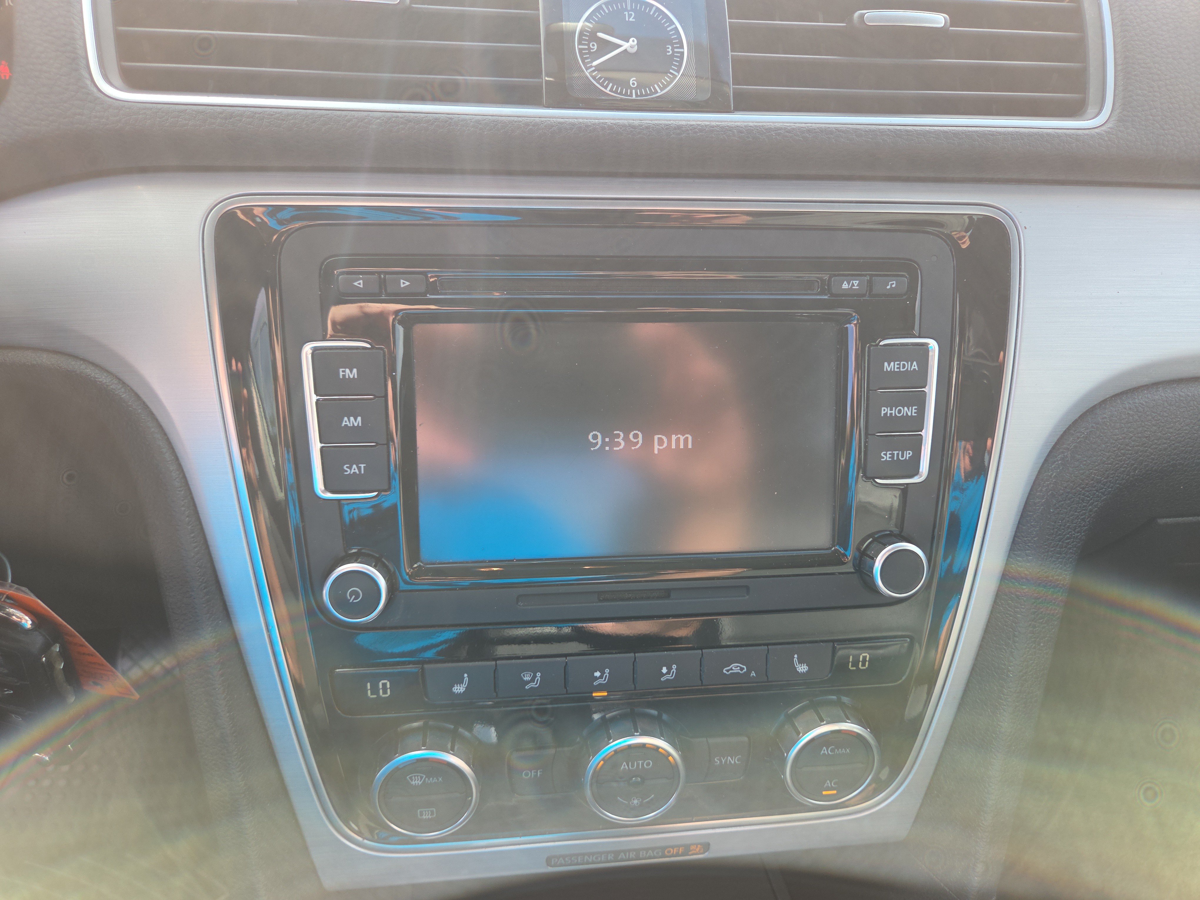 Used 2012 Volkswagen Passat 2.5 SE FWD image 6