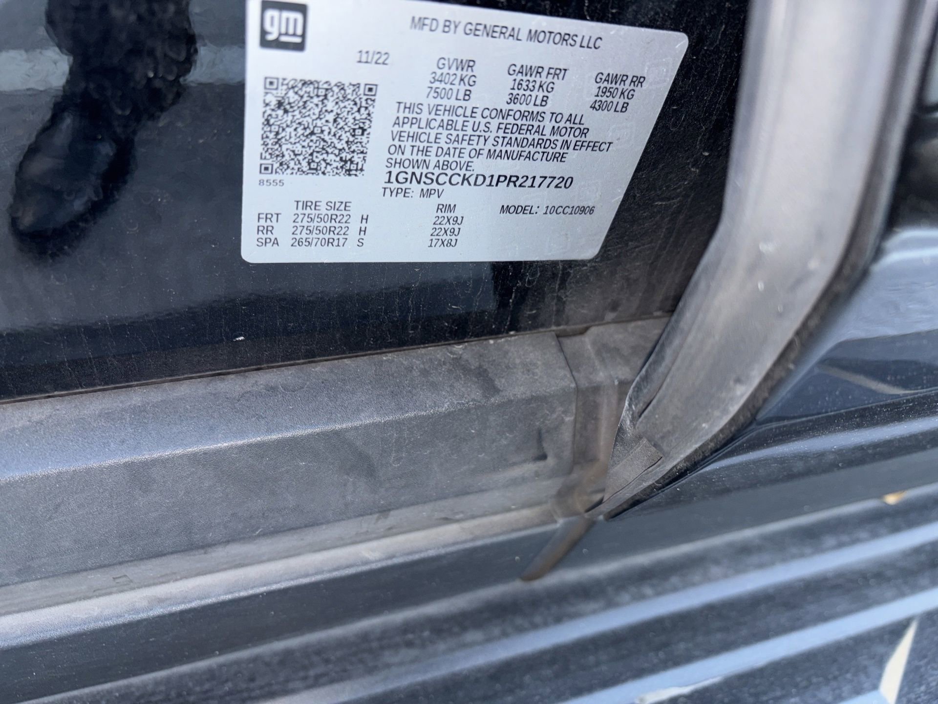 Used 2023 Chevrolet Suburban LT w/ Luxury Package