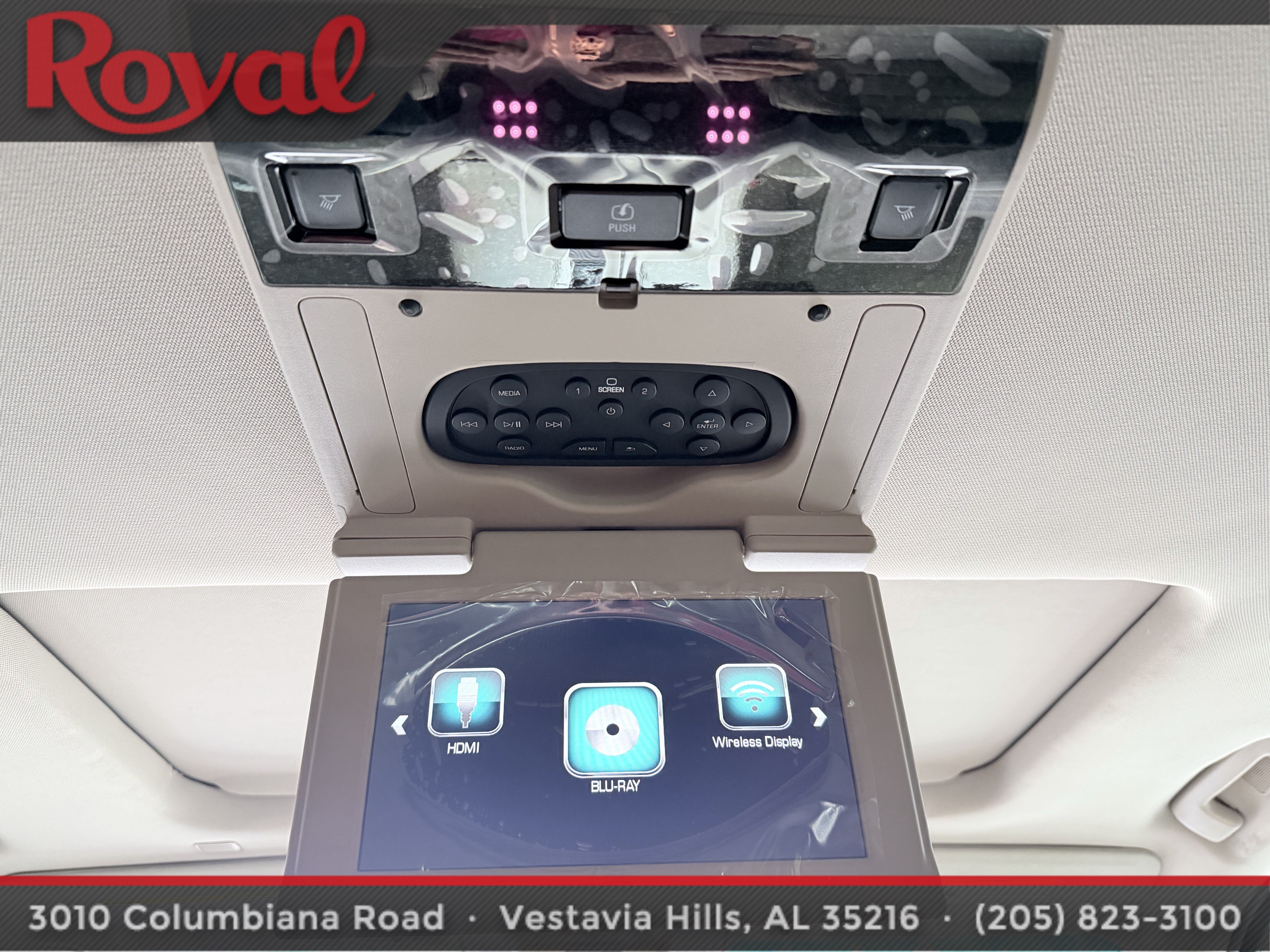 Used 2020 GMC Yukon Denali w/ Denali Ultimate Package AWD/4WD image 20