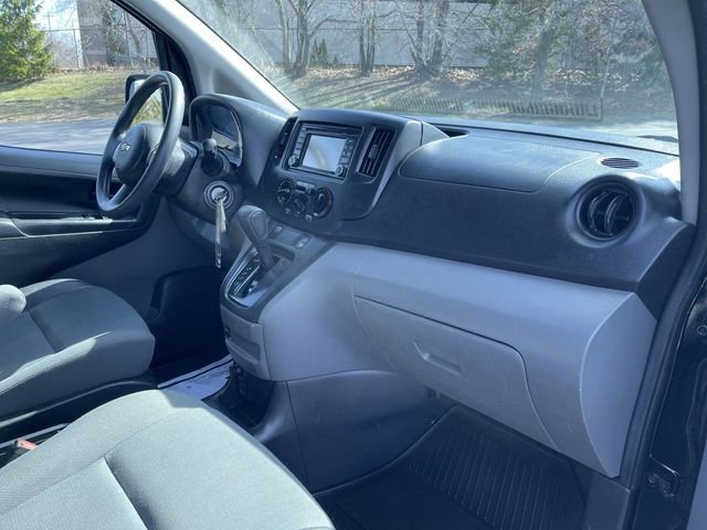 Used 2017 Chevrolet City Express LT w/ Technology Package image 26