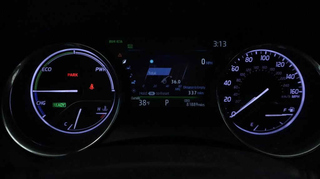 Used 2020 Toyota Camry XLE FWD image 34