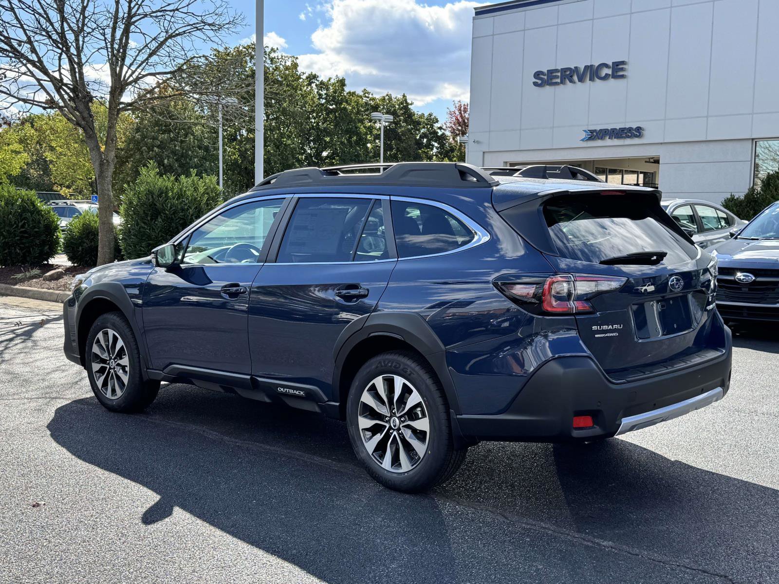 New 2025 Subaru Outback Limited image 4