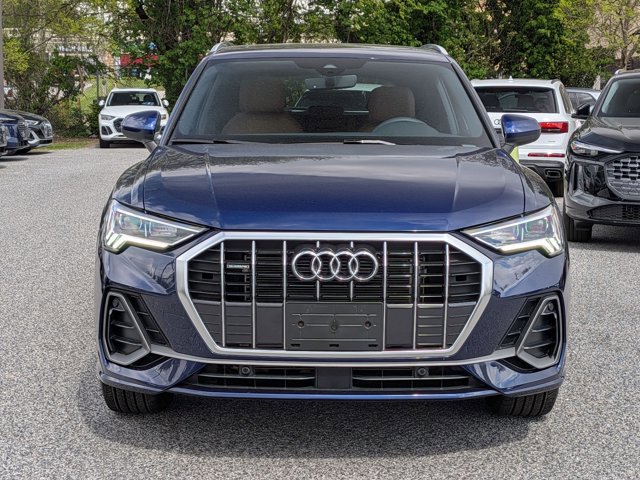 Certified 2025 Audi Q3 2.0T Premium w/ Convenience Package image 2