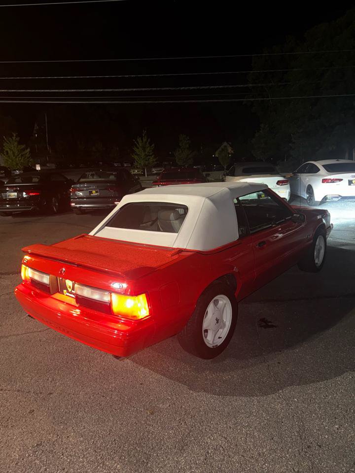 Used 1992 Ford Mustang LX RWD image 4