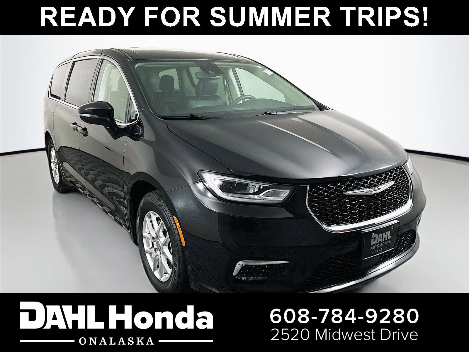 Used 2024 Chrysler Pacifica Touring-L