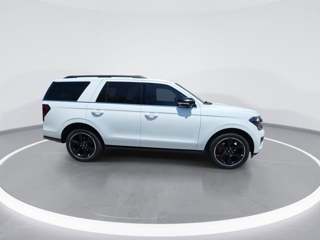 Used 2022 Ford Expedition Limited AWD/4WD image 9
